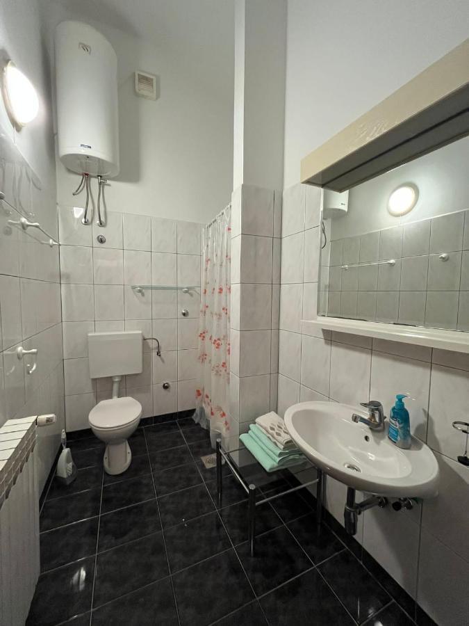 דירות ילסה Gorana Apartman With Swimming Pool מראה חיצוני תמונה